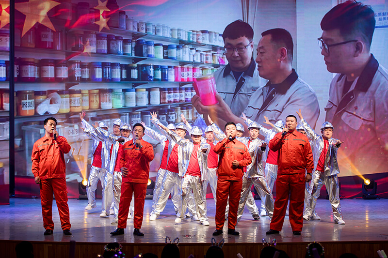 歡欣鼓舞迎新春，滿懷豪情攀高峰 | 聯(lián)橋集團(tuán)2020迎新春聯(lián)歡晚會(huì)激情開演(圖35)